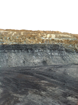 Image of a  coal strata in a surface mine. 
